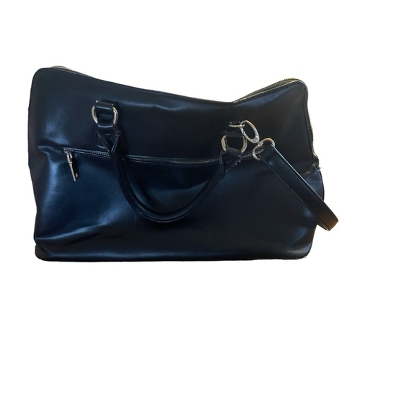 Lily & Ivy women’s Faux Leather black shoulder zippered bag - Picture 10 of 11